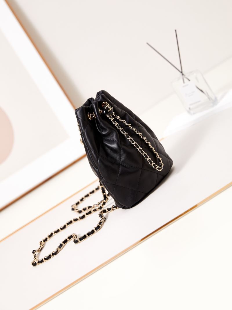 Ch**el bucket bags